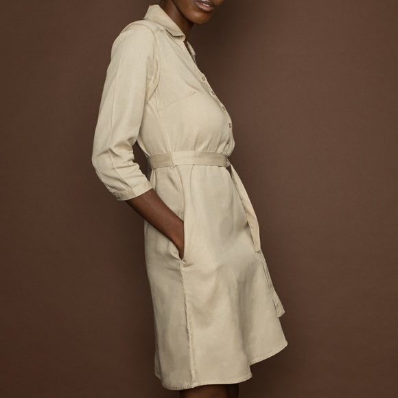 Button-down dress with pockets - Picture 2 of 3